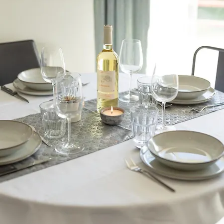 L'envolee - Entier Avec Balcon & Parking Prive - So Cozy Apartament *