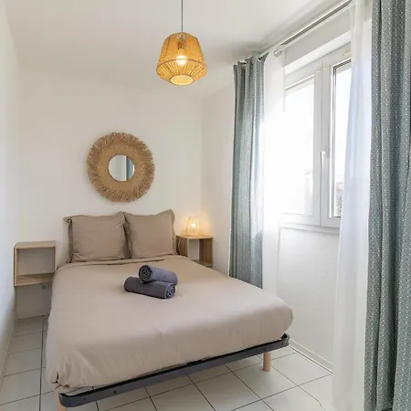 L'envolee - Entier Avec Balcon & Parking Prive - So Cozy Lägenhet