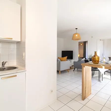 L'envolee - Entier Avec Balcon & Parking Prive - So Cozy